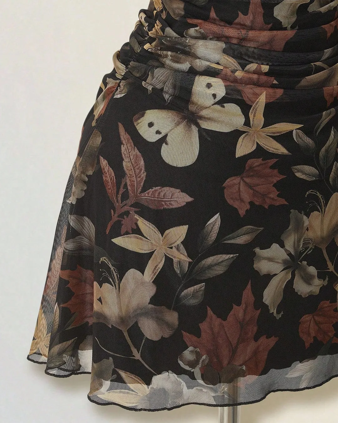 Vintage Maple Leaf Floral Print Pleated Mini Dress - Image 2