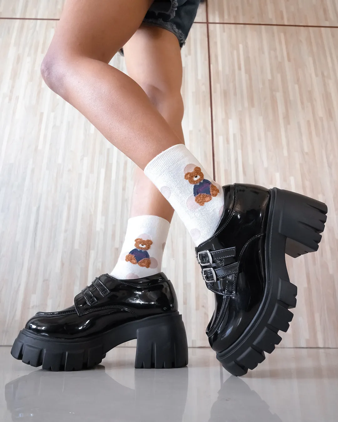 Vintage Style Chunky Black Oxfords - Image 7