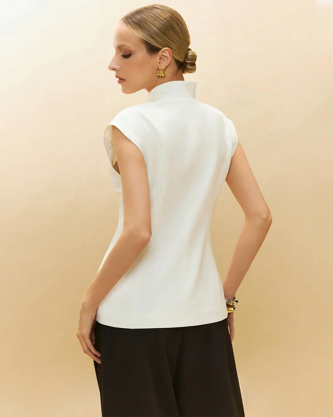 White Asymmetrical Buttoned Structured Waistcoat - Image 3
