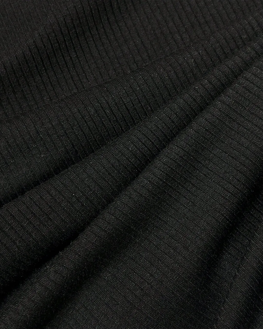 Black Collared Top with White Pleated Skirt Dress - Image 4