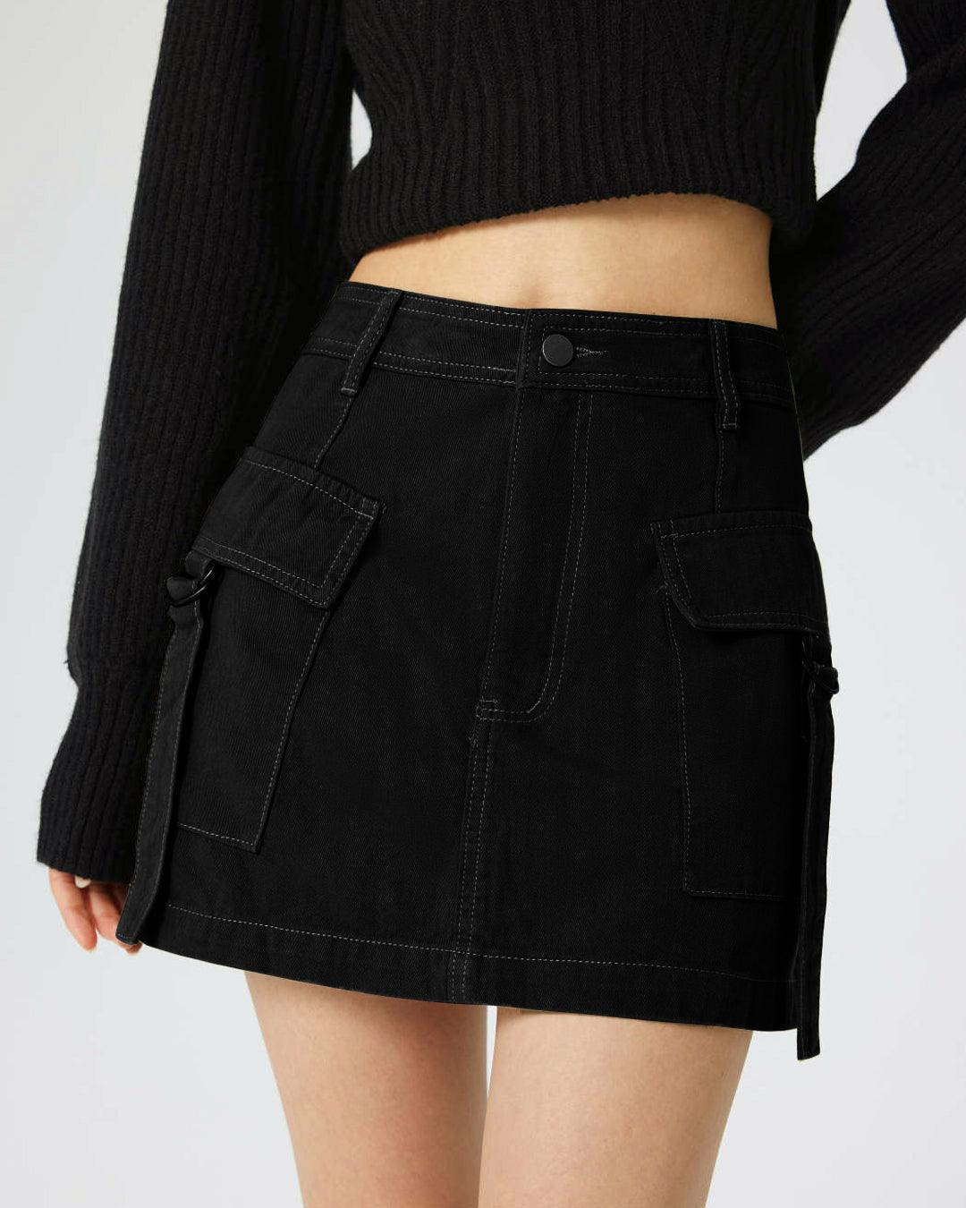 Y2K Trending Utility Skirt In Black - Image 5